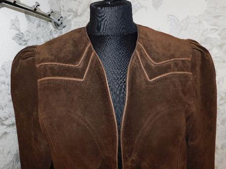 Kvalitny damsky blejzer/sako /kroj, 38