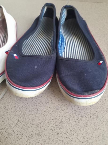 Rôzne značkové šľapky a topánky v 38/38, cena 5e, 39