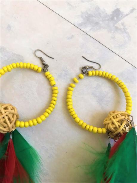 Letné extravagantné náušnice,