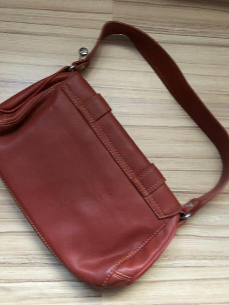 Esprit kabelka, esprit