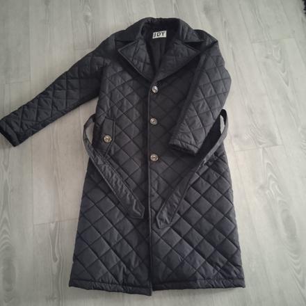 Kabát kvalitný, s