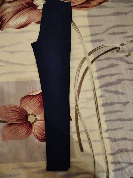 Darujem rifle c.36 za poštovné 5,50 eur, women'secret,36