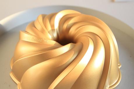 Nordic ware forma na bábovku swirl 2,4l, 