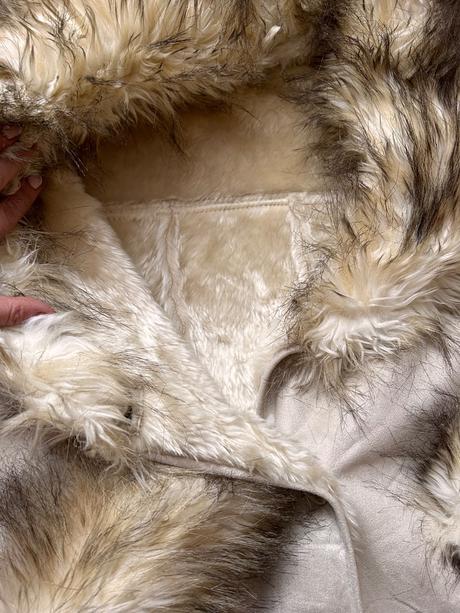 Kožušinový kabát, l