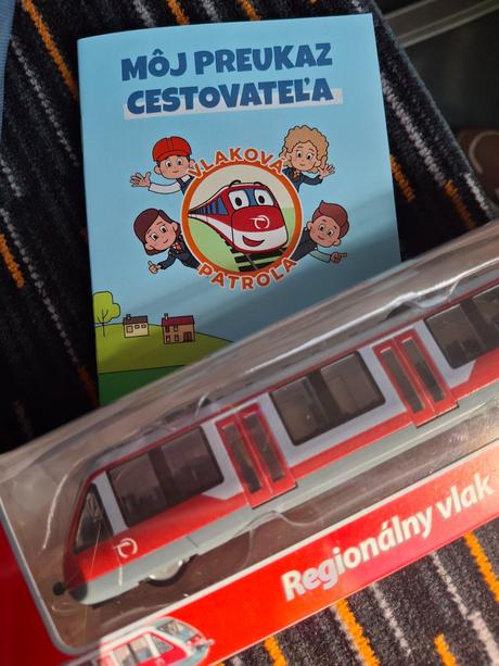 Vlak regionálny a preukaz cestovateľa,