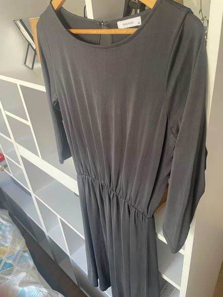 Reserved saty prijemneho materialu, reserved,m