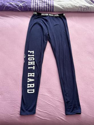 Športové legíny, 158