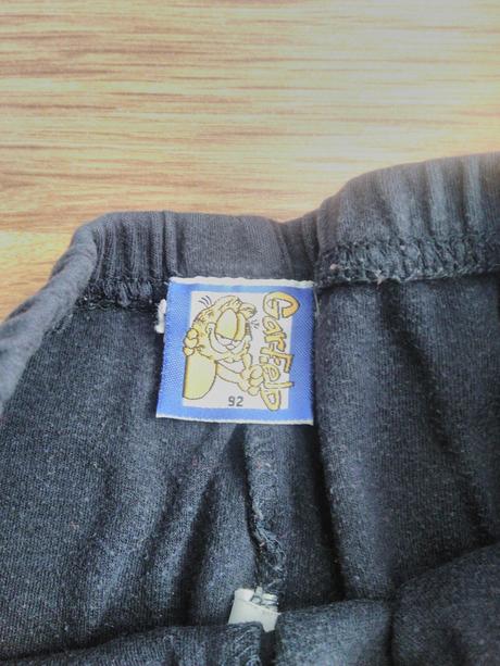 Pyžamove nohavice, 92