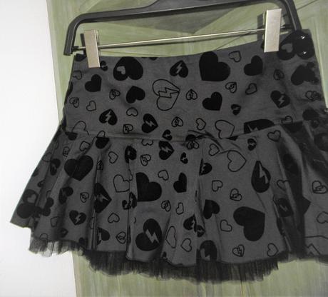 Sukňa so srdiečkami, 164