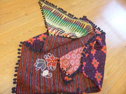 Šála desigual, desigual