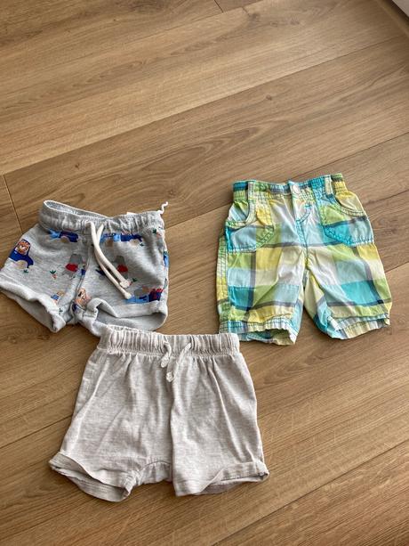 Pekné kraťasky, h&m,74