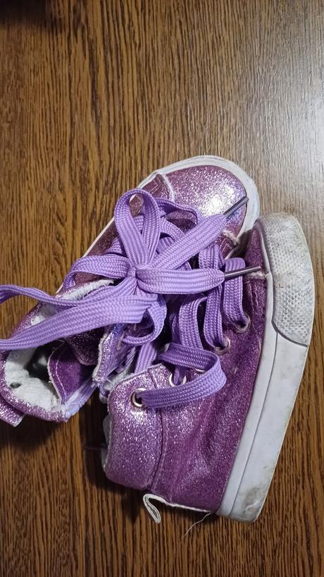 Topánky pre dievčatko c. 2, reserved,23