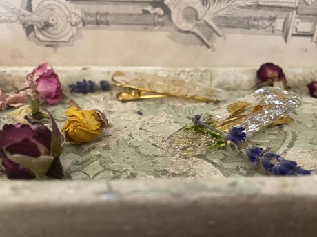 Ručne vyrobené živicové sponky do vlasov, 