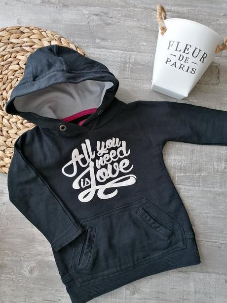 Mikina piazza italia 92-98, piazza italia,98