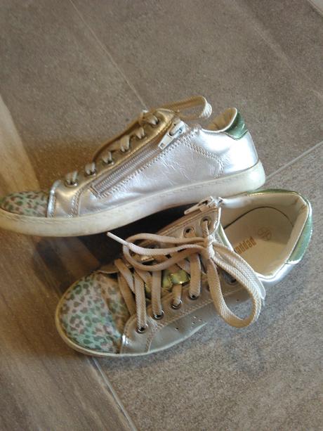 Lesklé leo strieborné tenisky, pepperts,35