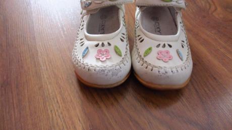 Kožené balerínky, 23