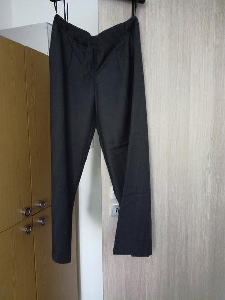 Elegantne nohavice , 38