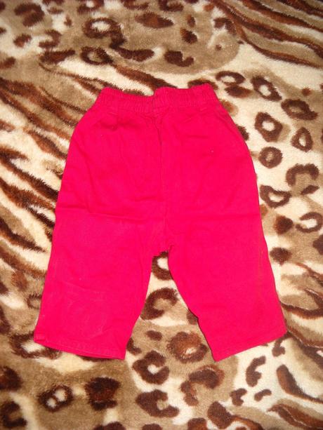 Pekné mini nohavice., 62