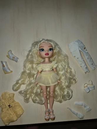 Babika rainbow high delilah, 