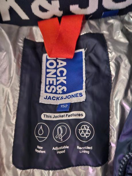 Prechodna bunda pre chlapca, 152