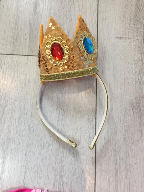 Kostym princezná peach super mario 10-12 rokov,