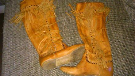 Strapcove cizmicky, 38