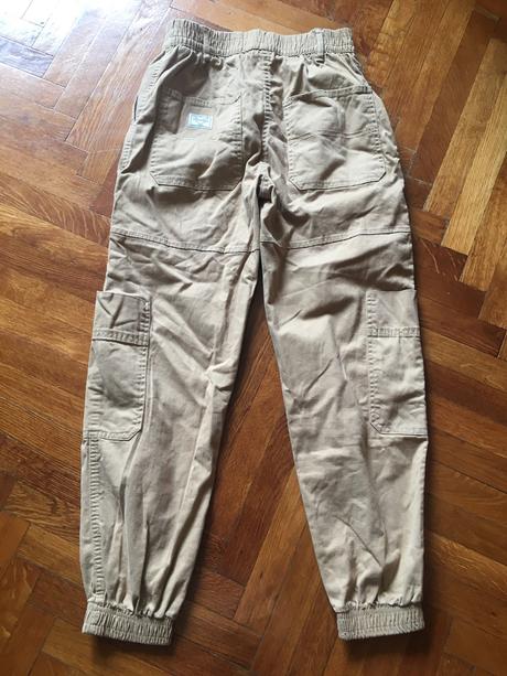 Kapsace 36, bershka,36