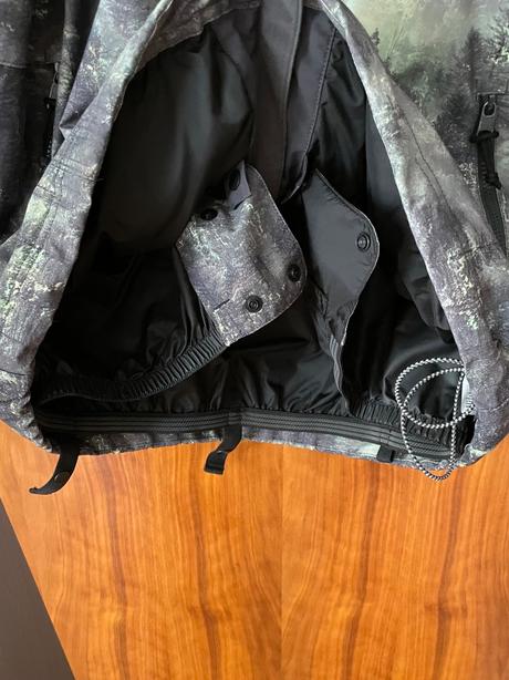 Oneill zimná lyžiarska bunda s potlačou lesa, o'neill,xl