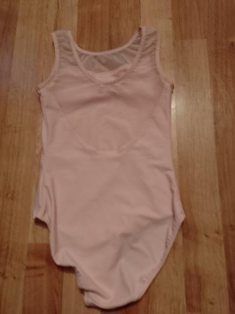 Gymnastický dres, 146