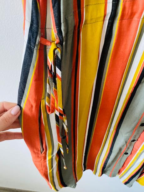 Makyta pasikave šaty / kosela, 46