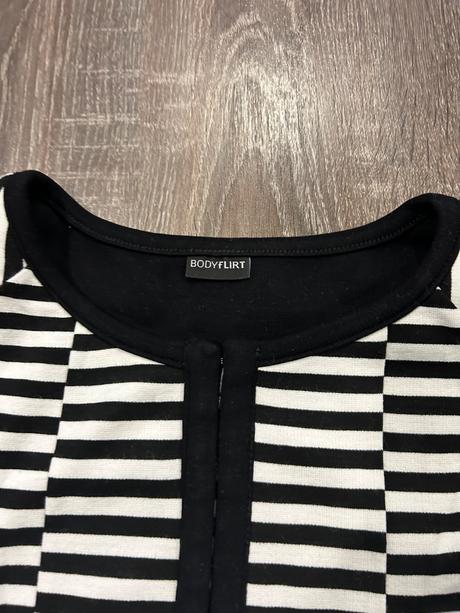 Bodyflirt štylove pasikave sako 40/42, l