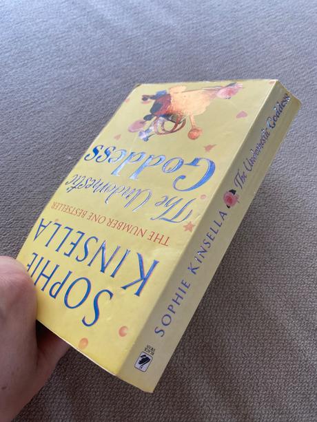 The undomestic goddess autori sophie kinsella,