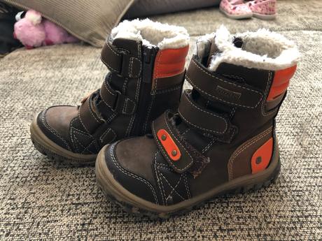 Zimne cizmy, 25
