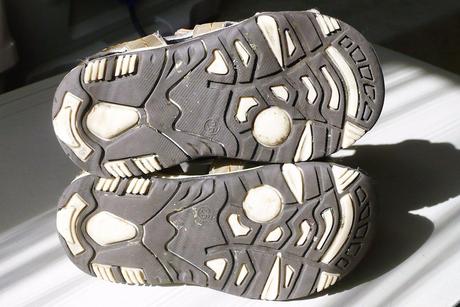 Sandálky s tvarovanou vložkou, 26