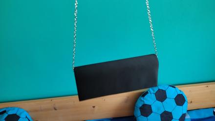 Kabelka (pribalím ďalšiu),