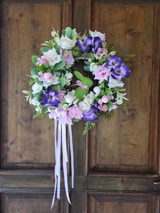 Jarný veniec so zajacom, 