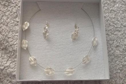 Lístky - nausnice + náhrdelník,