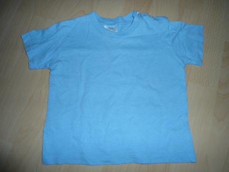 Bledomodre tricko, 86