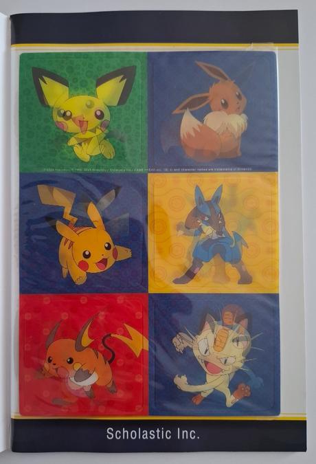 Knižka pokémon "evolution handbook" + 3d obrázky, 