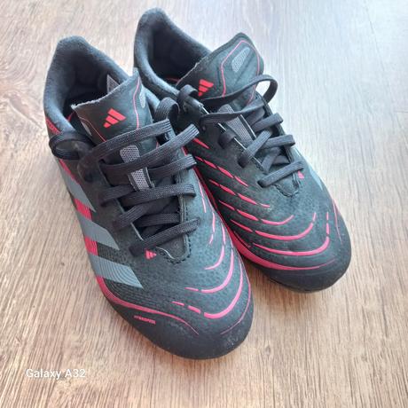 Kopačky - predator, adidas,33