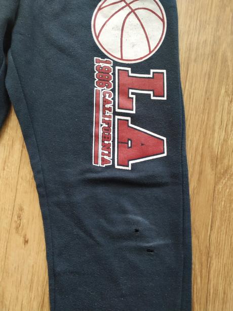 Chlapčenské tepláky, 140