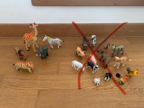 Plastové zvieratká hrané,