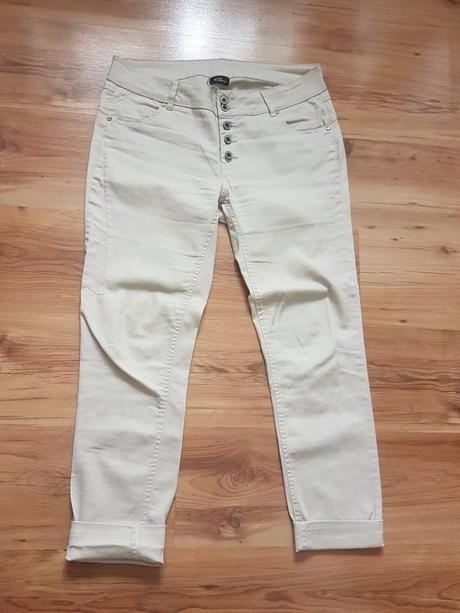 Ležérne nohavice, 42