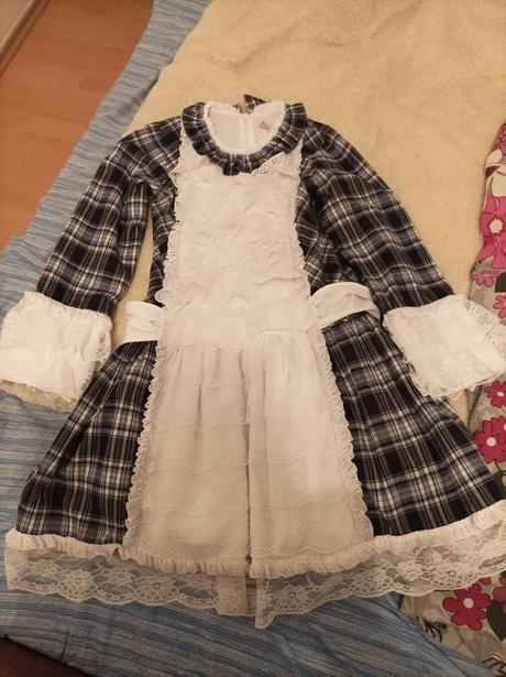 Nádherné šaty už aj s poštou zn.bea cadillac, 146