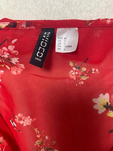 Šifónová blúzka červená s kvetmi a volánmi h&m, h&m,m / s
