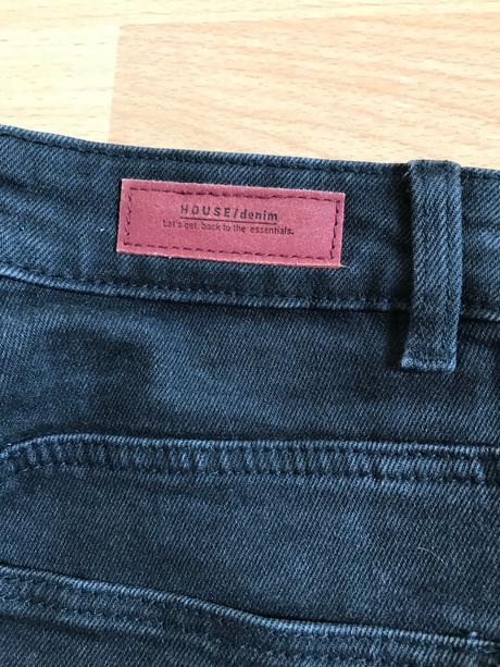 Rifle house, house,32