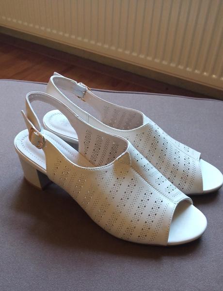 Dámské sandále ako nové, 41