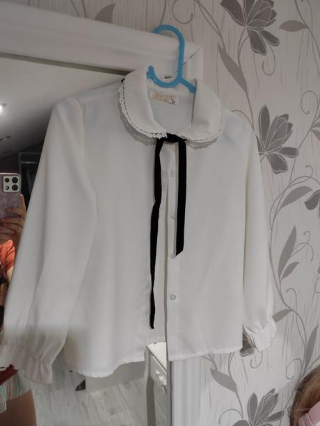 Biela košieľka s maslickou, 122