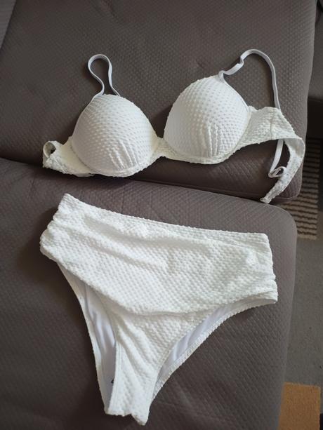 Dvojdielne plavky, l