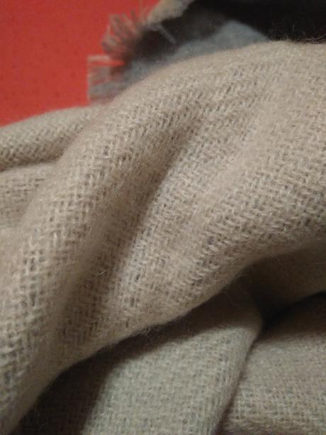 Šedo - ružový šál, 